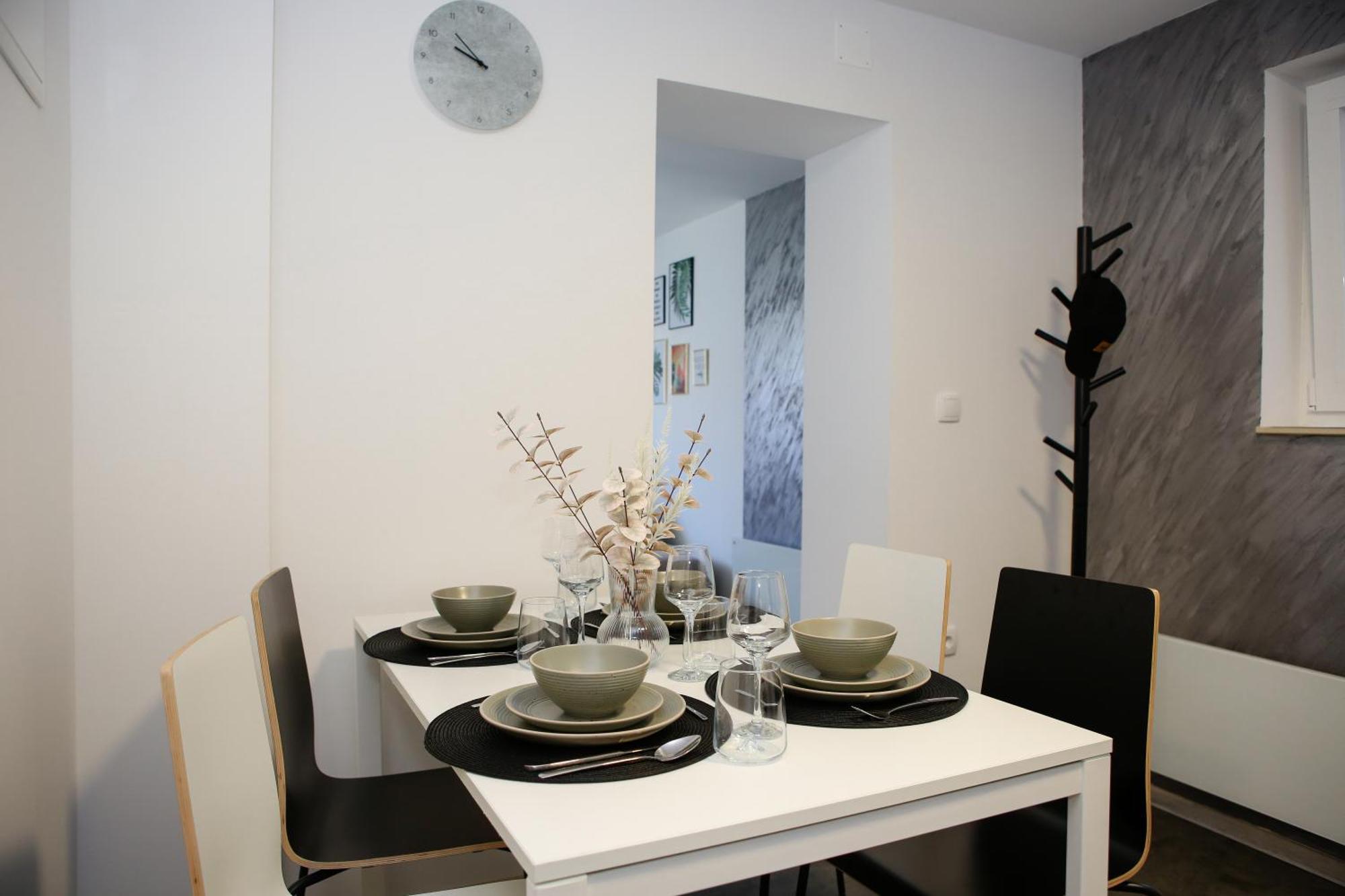 Apartman Grey Ястребарско Экстерьер фото