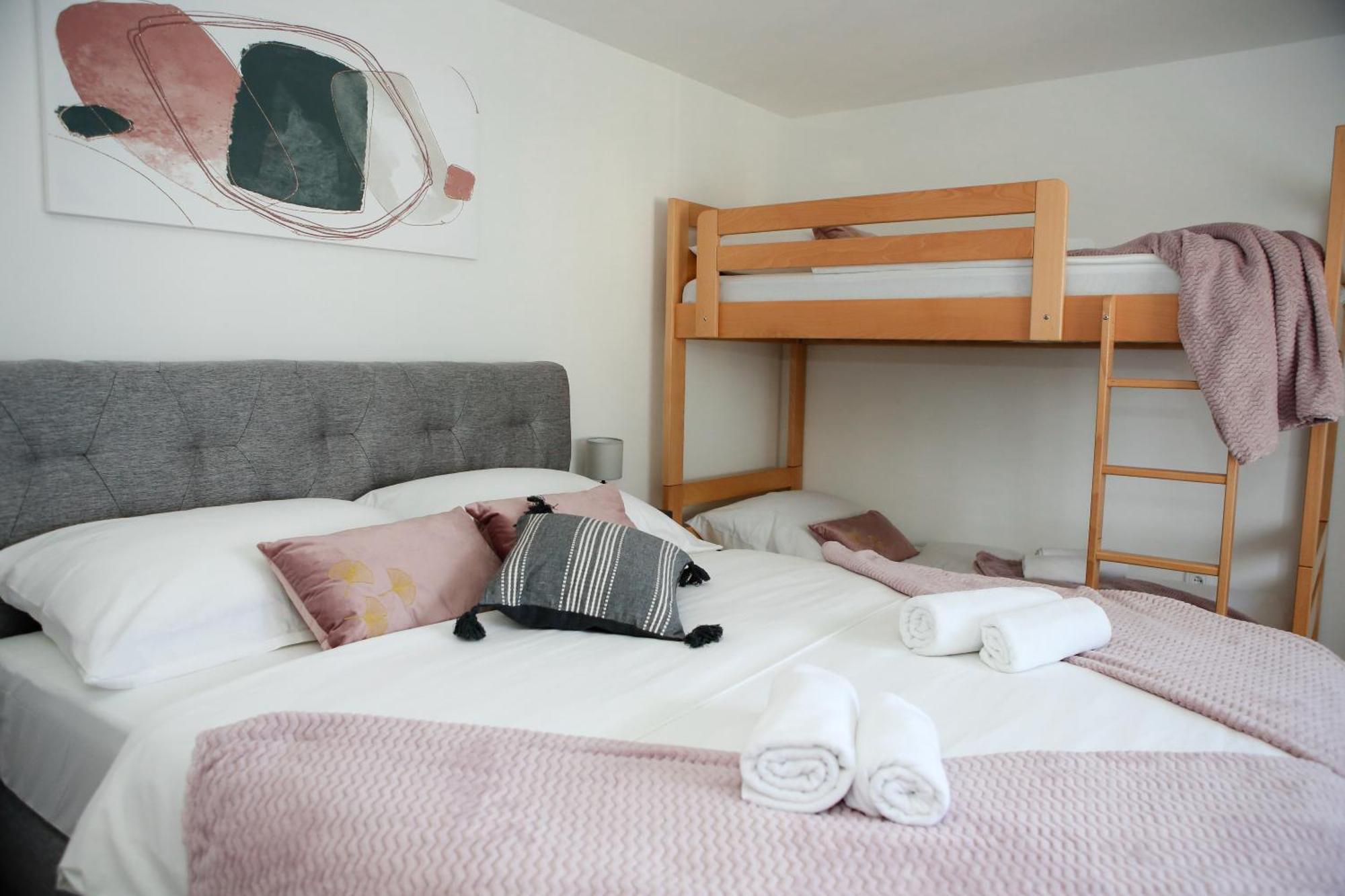 Apartman Grey Ястребарско Экстерьер фото